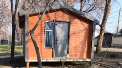 Житель просит мэрию не разрешать установку контейнеров на территории сквера на Чапаева