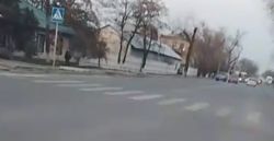 Житель просит установить лежачий полицейский на Л.Толстого—Крылова