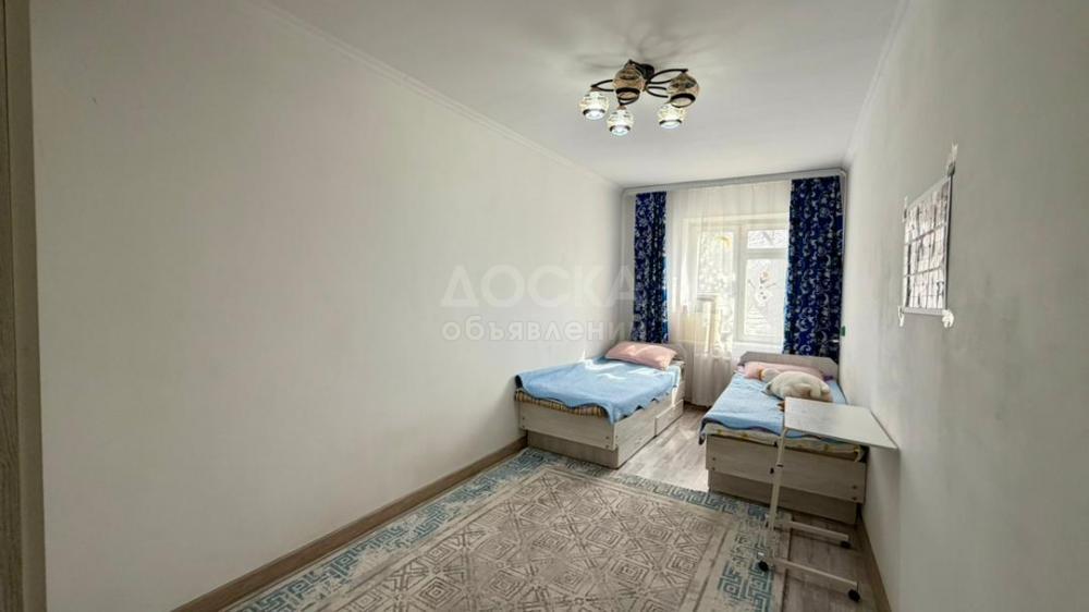 Продаю 3-комнатную квартиру, 56кв. м., этаж - 3/4, Ахунбаева 139.