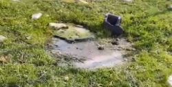 Из водопроводного колодца в селе Александровка вода течет на дорогу, - житель