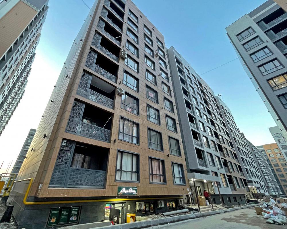 Продаю 2-комнатную квартиру, 83кв. м., этаж - 8/9, Технопарк.