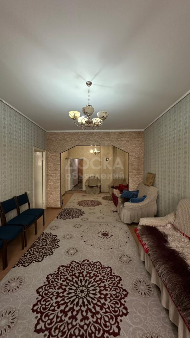 Продаю 3-комнатную квартиру, 78кв. м., этаж - 2/5, Учкун мкр.