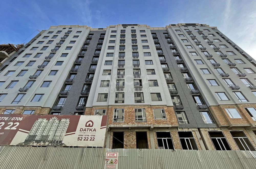 Продаю 1-комнатную квартиру, 53кв. м., этаж - 7/11, Асанбай.