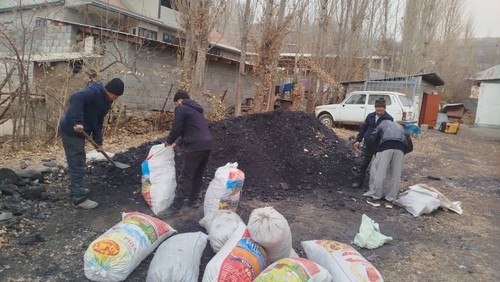 кыргыз комур