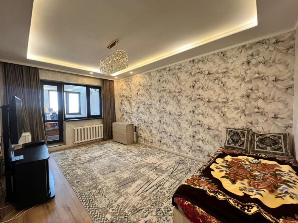 Продаю 3-комнатную квартиру, 68кв. м., этаж - 4/9, 11 мкр.