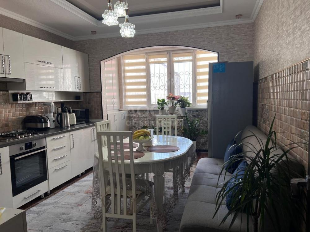 Продаю 4-комнатную квартиру, 106кв. м., этаж - 6/9, жм сейтек.