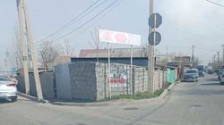 Горожанин: На Л.Толстого—Менделеева полоса дороги упирается в угол дома