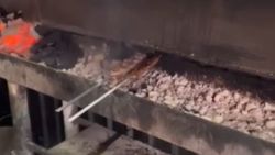 Сжигание запрещенных предметов не установлено — МИ о дыме из шашлычной на Аламединском рынке