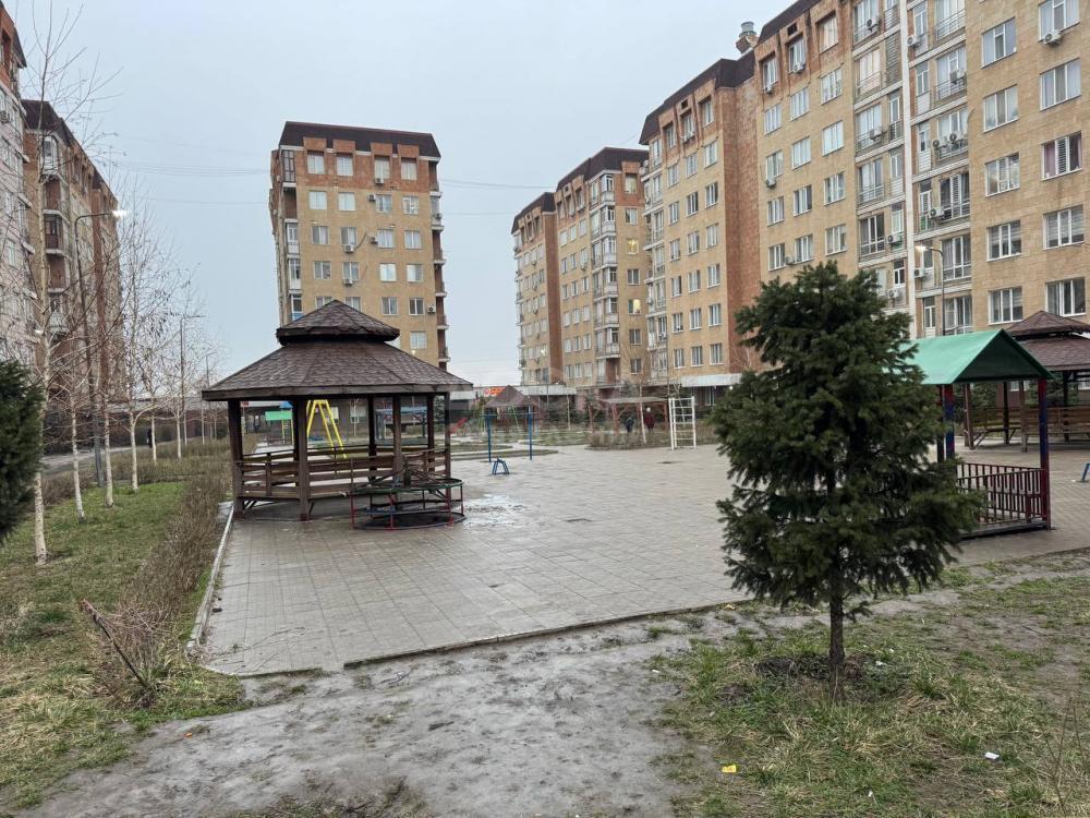 Продаю 2-комнатную квартиру, 67кв. м., этаж - 6/8, АЮ Грант.