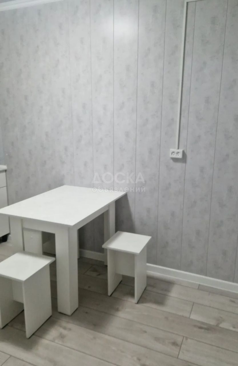 Сдаю 1-комнатную квартиру, 35кв. м., этаж - 2/2, кудайберген.