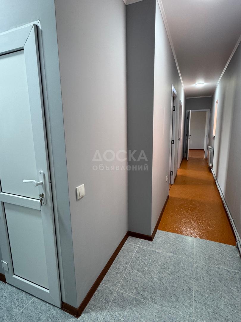 Сдаю 2-комнатную квартиру, 40кв. м., этаж - 2/2, Верхний Токолдош, ул. Октябрьская.