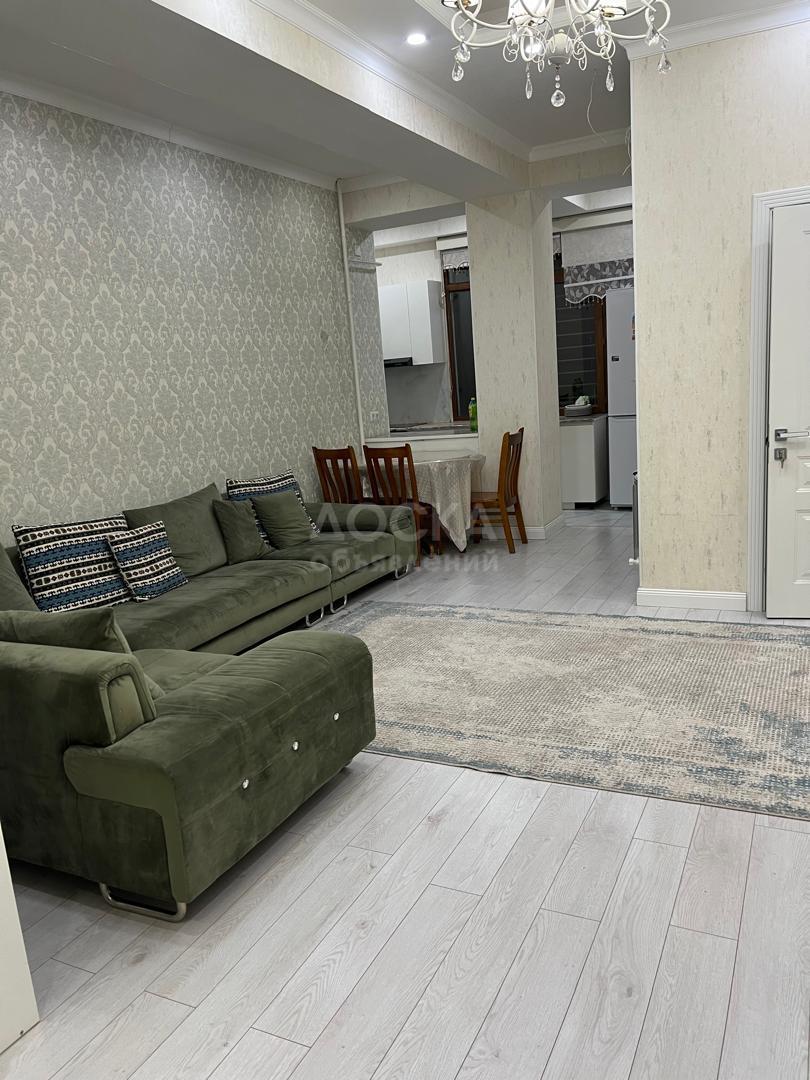 Сдаю 3-комнатную квартиру, 100кв. м., этаж - 7/12, Центр , Дворец Спорта..