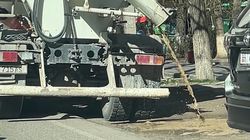 На Ч.Айтматова—Айни из бетоновоза сливали грязную воду