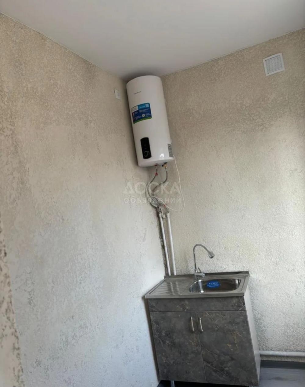 Сдаю 1-комнатную квартиру, 34кв. м., этаж - 1/2, Ак Орго ж/м.