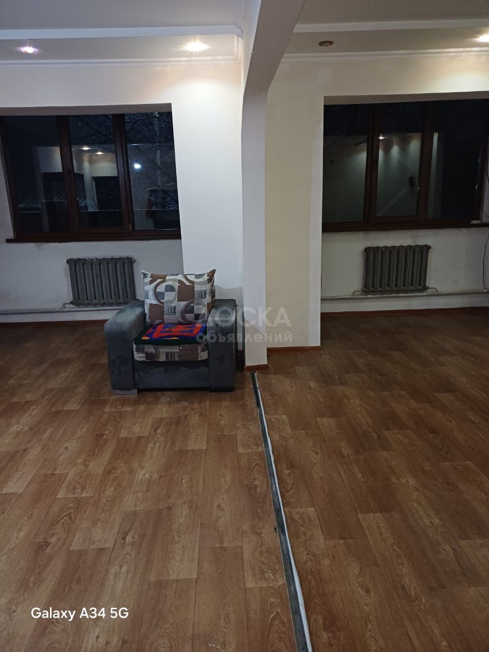 Сдаю 1-комнатную квартиру, 34кв. м., этаж - 1/2, Шлагбаум.