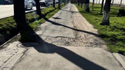 Тротуар на улице Горького отремонтируют в 2026 году, - мэрия Бишкека