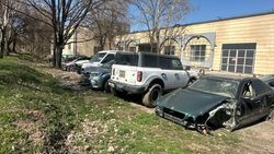 Поступившие на ремонт машины стояли на зеленой зоне. Молярный цех оштрафовали