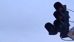 На Ахунбаева-Абая нет света, возникла пробка из-за неработающих светофоров