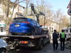 Что делать, если эвакуатор увозит машину при водителе? - владелец авто 