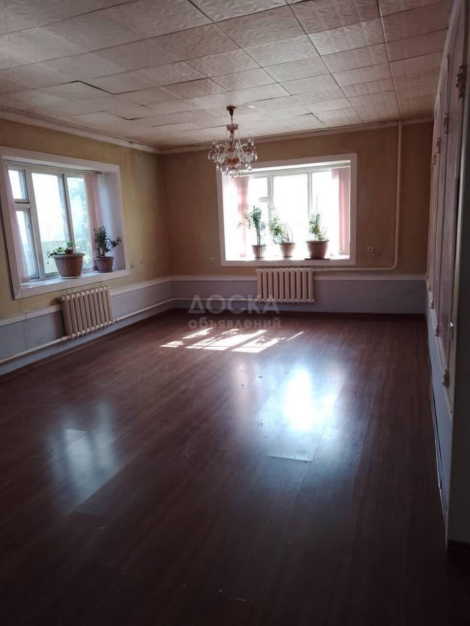 Сдаю дом 5-ком. 100кв. м., этаж-1, 14-сот., стена кирпич, район Западного (новый) Автовокзала ..