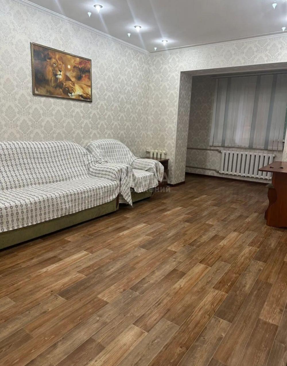 Сдаю 1-комнатную квартиру, 35кв. м., этаж - 1/5, восток-5.