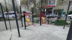 Когда на детской площадке возле детсада №185 сделают резиновое покрытие? Когда на детской площадке возле детсада №185 сделают резиновое покрытие?
