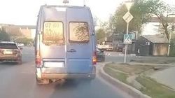 Горожанин: Из выхлопной трубы буса сильно дымело Горожанин: Из выхлопной трубы буса сильно дымело