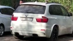 Житель 9 мкр жалуется на шум мотора BMW во дворе дома