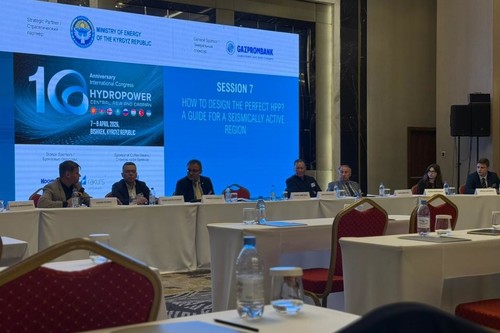 Александр Енин