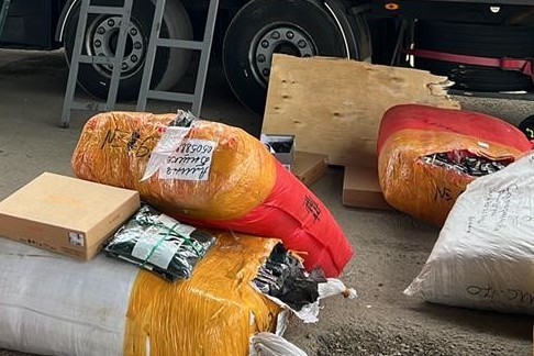 ГКНБ: В Таласе пресечен факт незаконного ввоза запрещённых товаров на сумму более 10 млн сомов