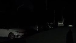 До сих пор не поменяли сгоревшие лампы в Карагачевой роще, - горожанин