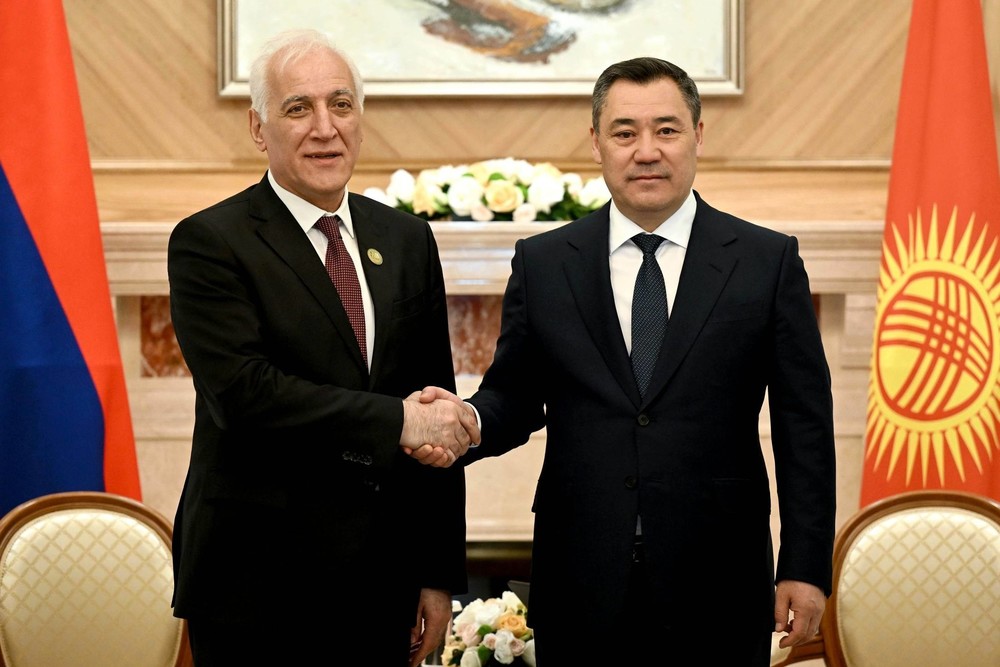 Садыр Жапаров с Ваагном Хачатуряном