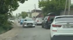 Житель просит сделать больше времени зеленого сигнала светофора на Саадаева—Тоголок Молдо