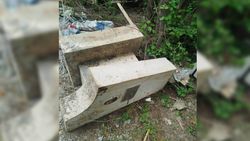 На Северном кладбище неизвестные снесли могилу под новое захоронение, - горожанка