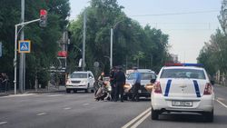 На Байтик Баатыра - Саманчина «Лексус» сбил велосипедиста на «зебре»