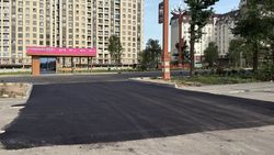 На Айтматова открыли выезды и въезды во дворы домов. Фото