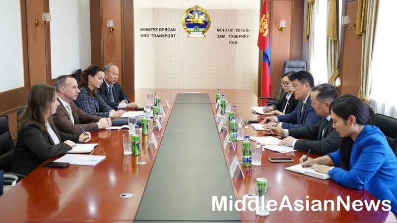 State Secretary of Serbia's Foreign Ministry holds talks with Mongolian government officials