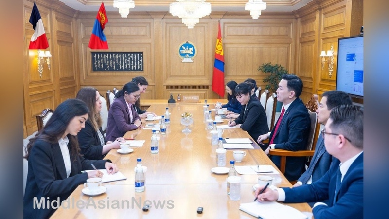 Mongolia plans to advance cooperation with France to strategic partnership level