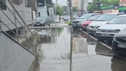 Житель жаловался, что на Уметаливаева—Рыскулова дождевая вода уходит под дом. Ответ мэрии