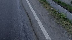 На улице Лермонтова асфальтовые волны на проезжей части На улице Лермонтова асфальтовые волны на проезжей части