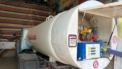 У частного дома на ул.Алма-Атинской продают газ. Фото жителя