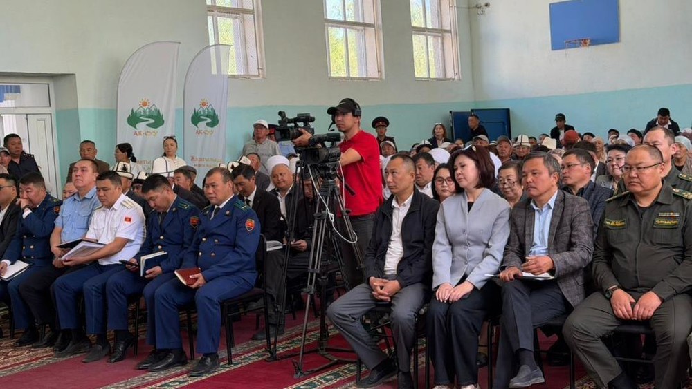Жители села Новоконстантиновка Ак-Суйского района требуют вернуть им статус высокогорья и льготы