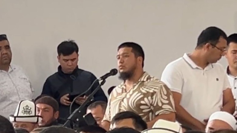 В Сузаке бывшие торговцы «жума-базара» пожаловались на давление и отсутствие компенсации