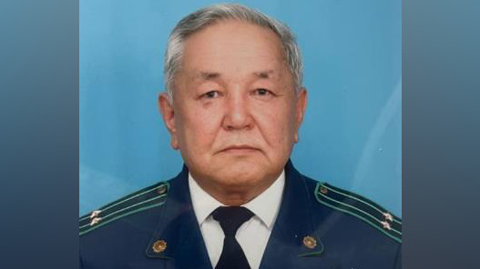Баатырбек Толомушов