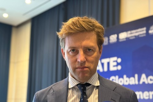 Банковские счета есть у 72% взрослых кыргызстанцев, - Всемирный банк