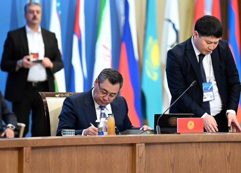 Eurasian Economic Union countries sign 12 documents in Astana