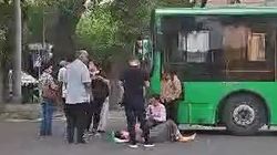 На Абдрахманова—Фрунзе вчера вечером сбили женщину на зебре