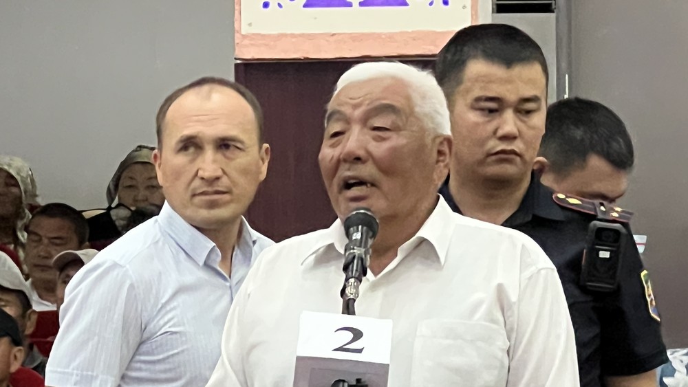 «Электрики добираются туда, куда не может пройти лошадь, на лыжах» — жители Сары-Камыша Токтогульского района просят увеличить штат