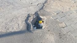 Когда отремонтируют яму на Армейской—Мамбетова? - житель Восток-5