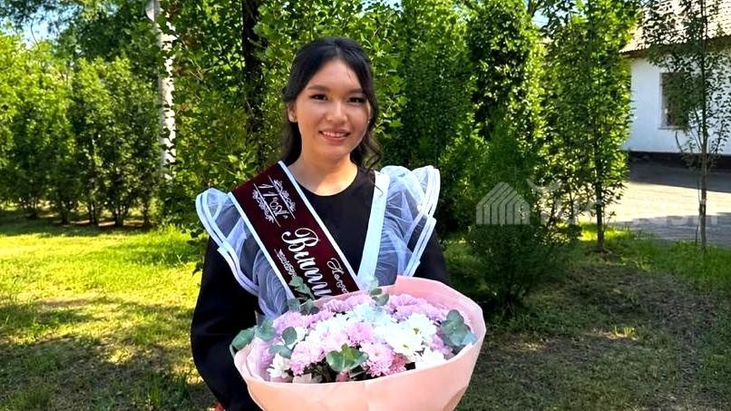 231 балл ради мечты стать врачом: Выпускница из Кара-Балты рассказала, как получила «золотой сертификат» ОРТ